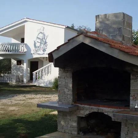 Lipota